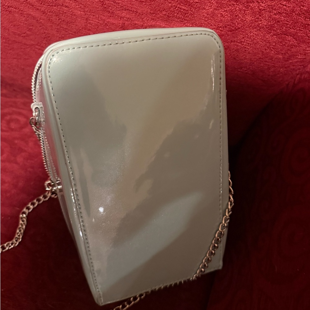 Betsey Johnson refrigerator purse (rare) - Picture 5 of 8